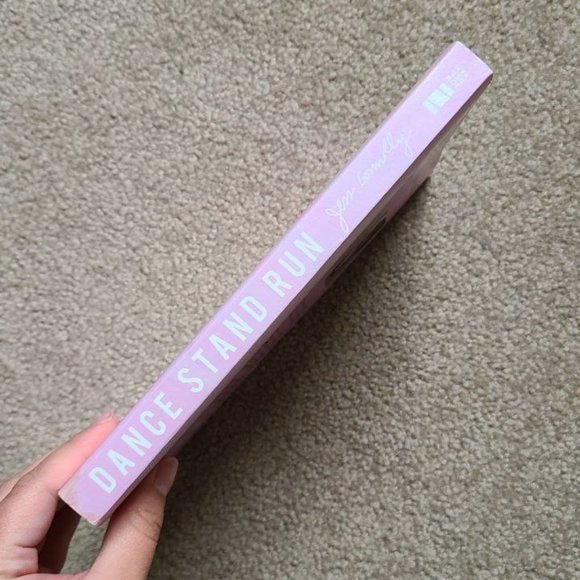 4/$25 Dance, Stand, Run by Jess Connolly - Paperback - Picture 3 of 6